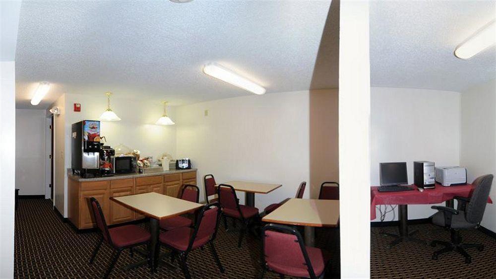 Knights Inn Columbus/Franklinton Esterno foto