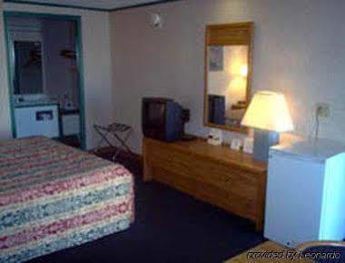 Knights Inn Columbus/Franklinton Esterno foto